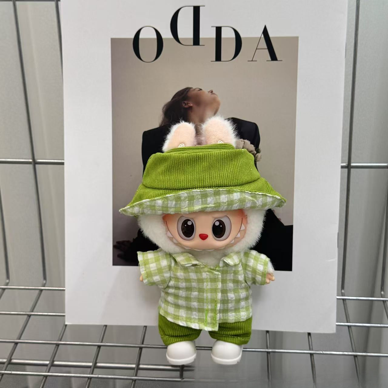 (only-clothes) Only Clothes 17cm Labubu Doll Clothes Second and Third Generation Vinyl Doll Clothes Plaid Shirt Set Hat Shoes