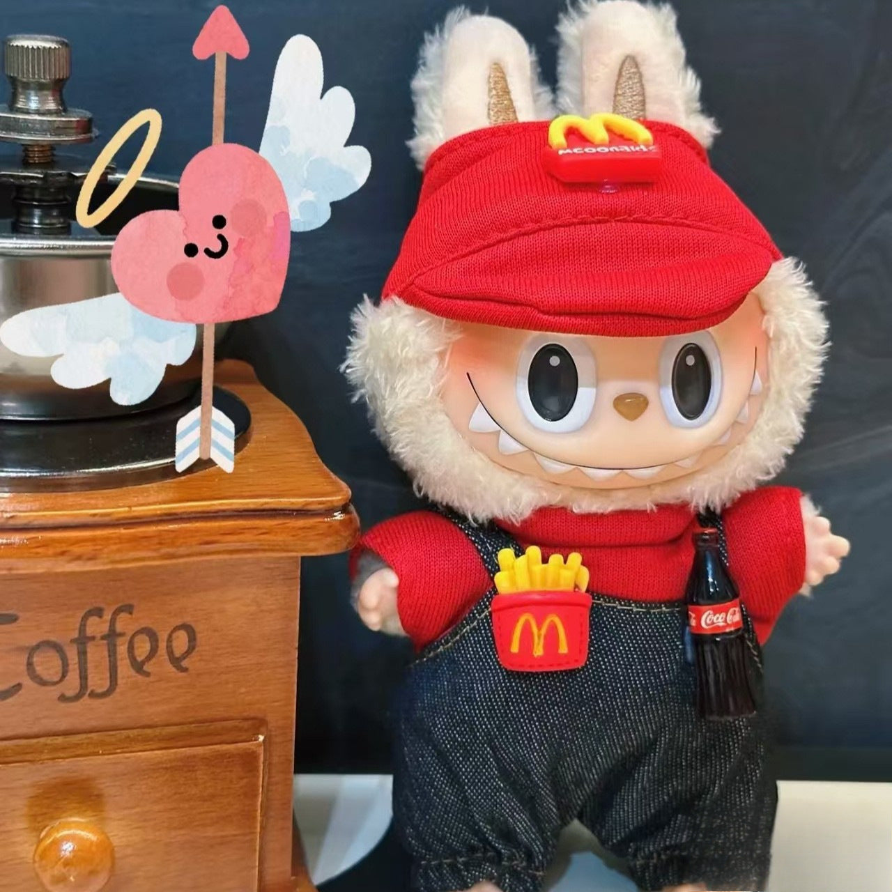 (only-clothes) First, Second, and Third Generation Labubu Doll Clothes High-end McDonald's Collaboration Labubu Gift Set for Workers Fries and Coke