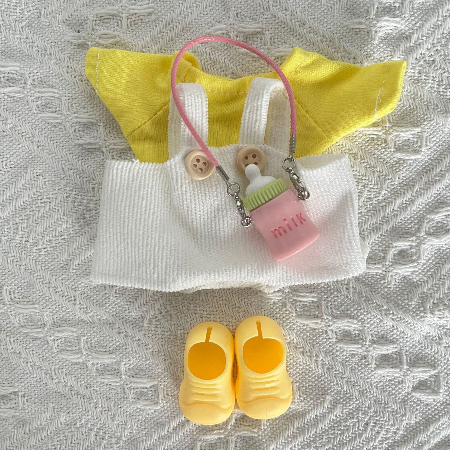 (only-clothes) New Trend Blind Box Labubu Doll Clothes 17cm First Generation Second Generation Third Generation Plush Doll Clothes Set Excludes Doll