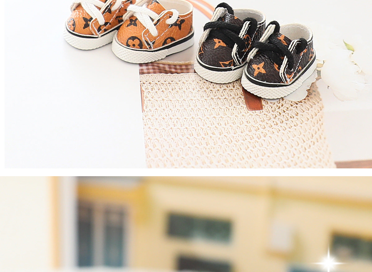 (only-clothes) Suitable for First, Second, and Third Generation Sitting Party Labubu Sports Shoes Accessories Baby Clothes Cola Vinyl Only Casual Shoes