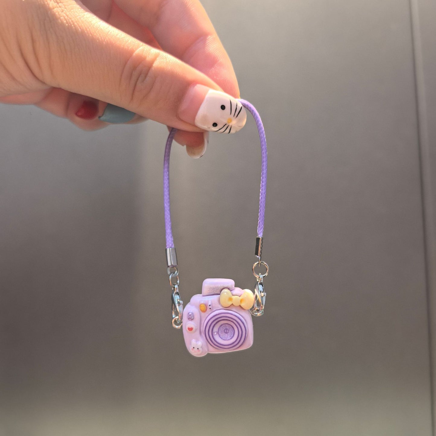 (only-clothes) Dollhouse Mini Cartoon Model Small Camera Bowknot Neck Hanging Accessory Doll Hanging Decoration Accessory