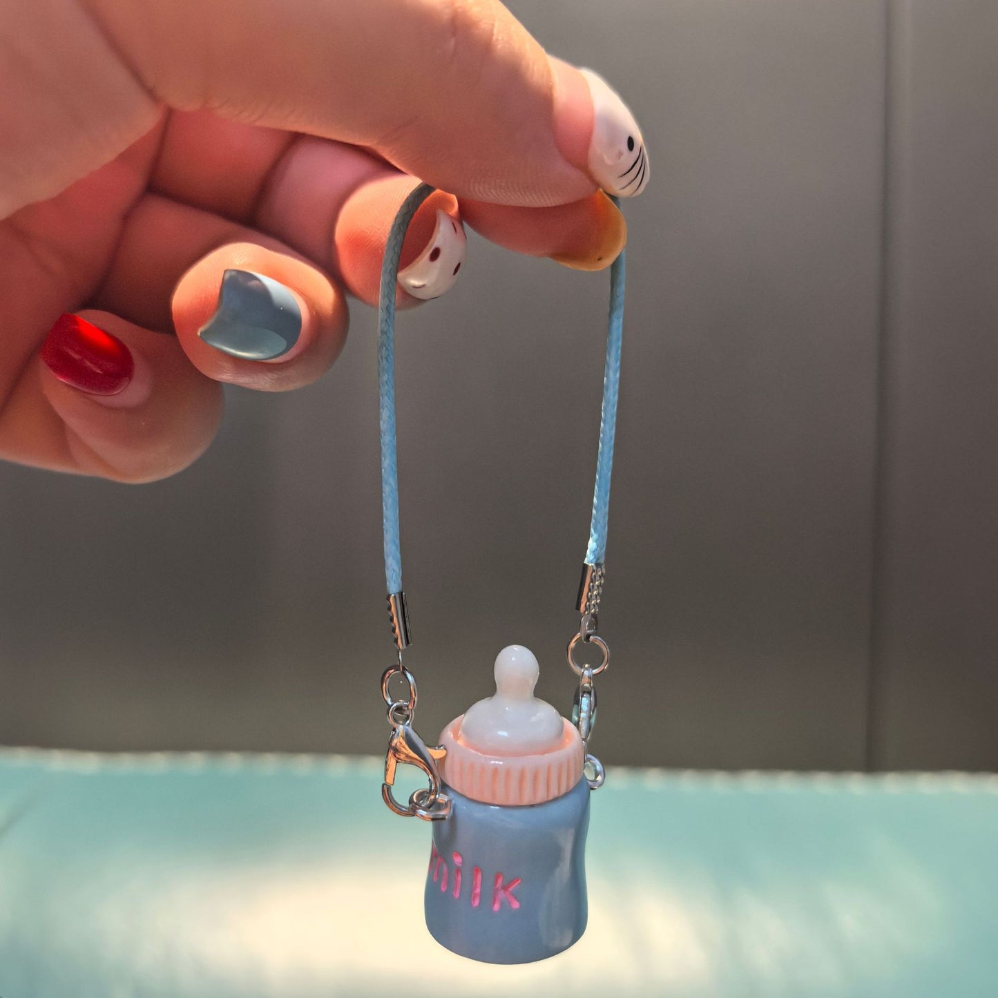 (only-clothes) Dollhouse Mini Cartoon Model Small Camera Bowknot Neck Hanging Accessory Doll Hanging Decoration Accessory