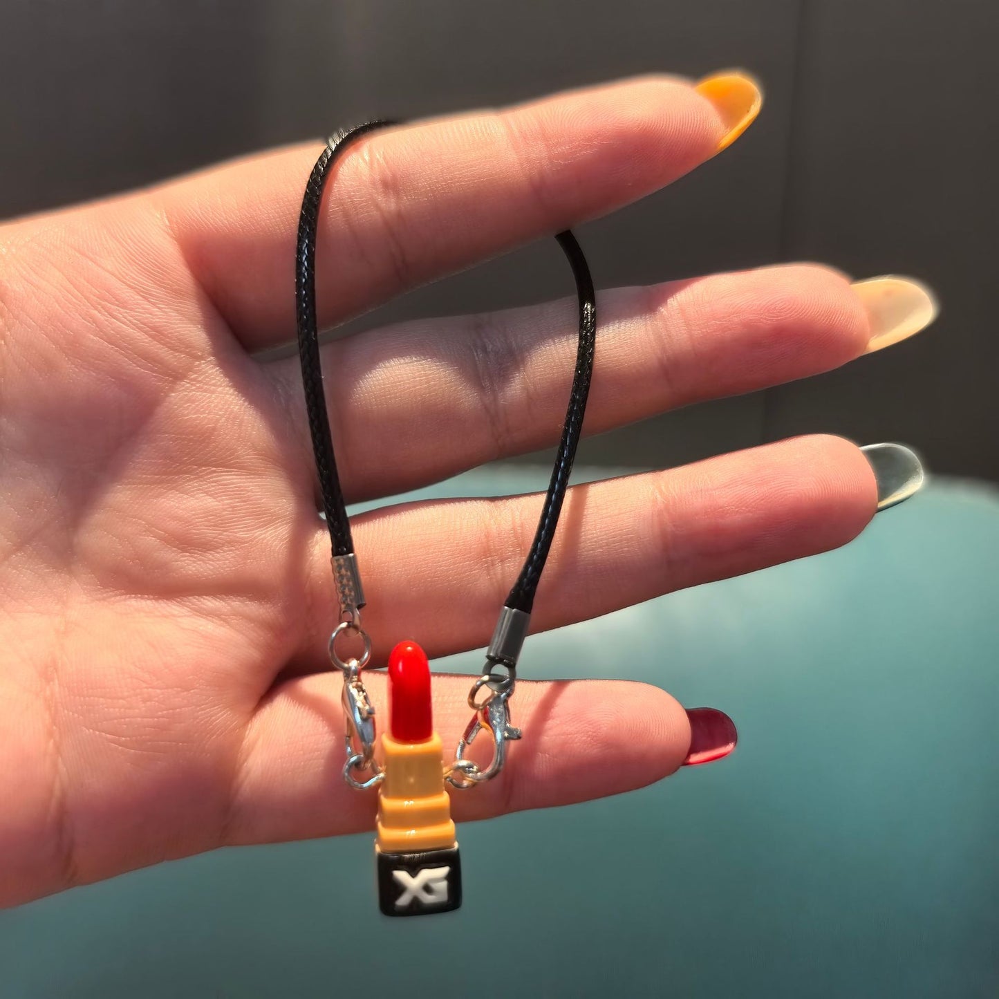 (only-clothes) Dollhouse Mini Cartoon Model Small Camera Bowknot Neck Hanging Accessory Doll Hanging Decoration Accessory