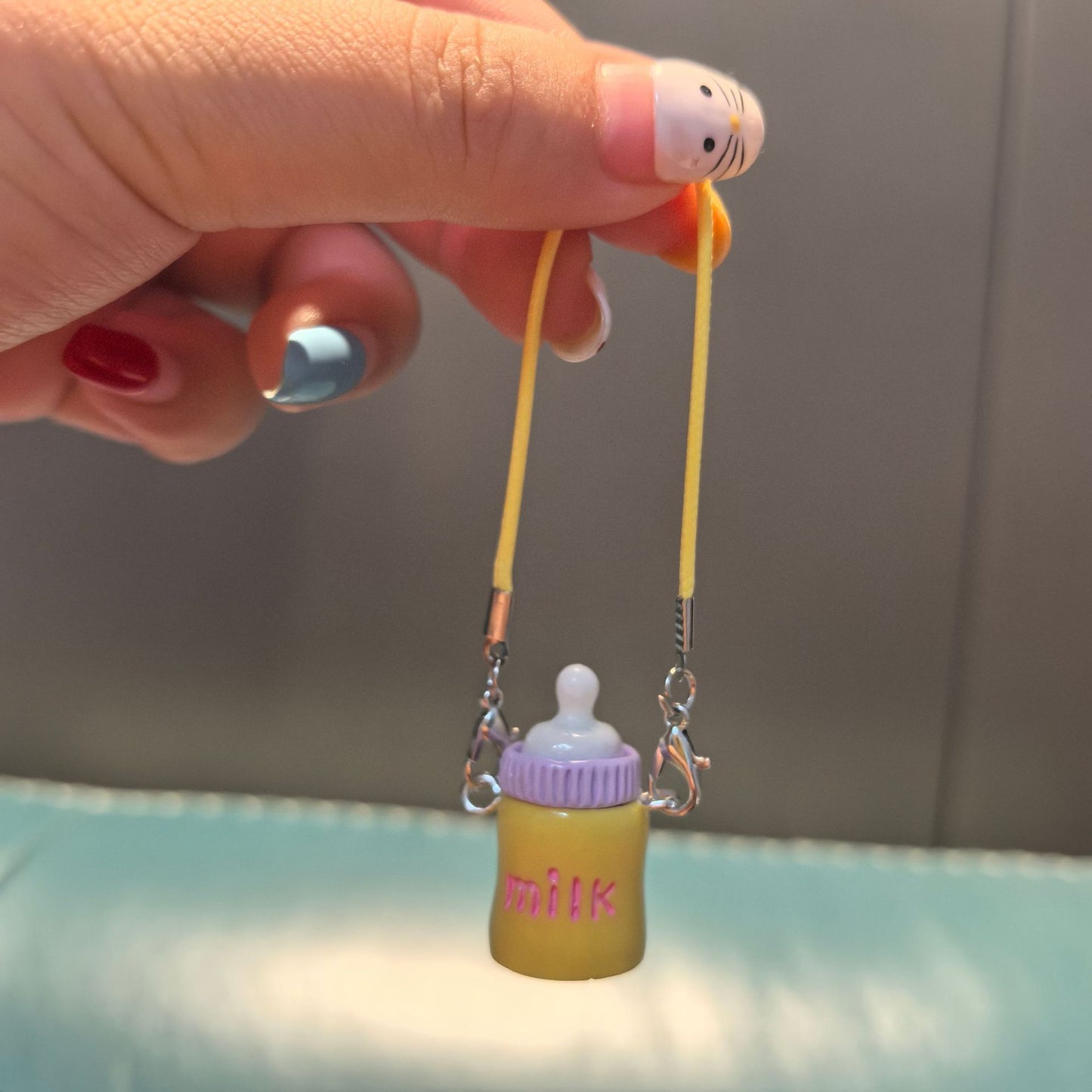 (only-clothes) Dollhouse Mini Cartoon Model Small Camera Bowknot Neck Hanging Accessory Doll Hanging Decoration Accessory