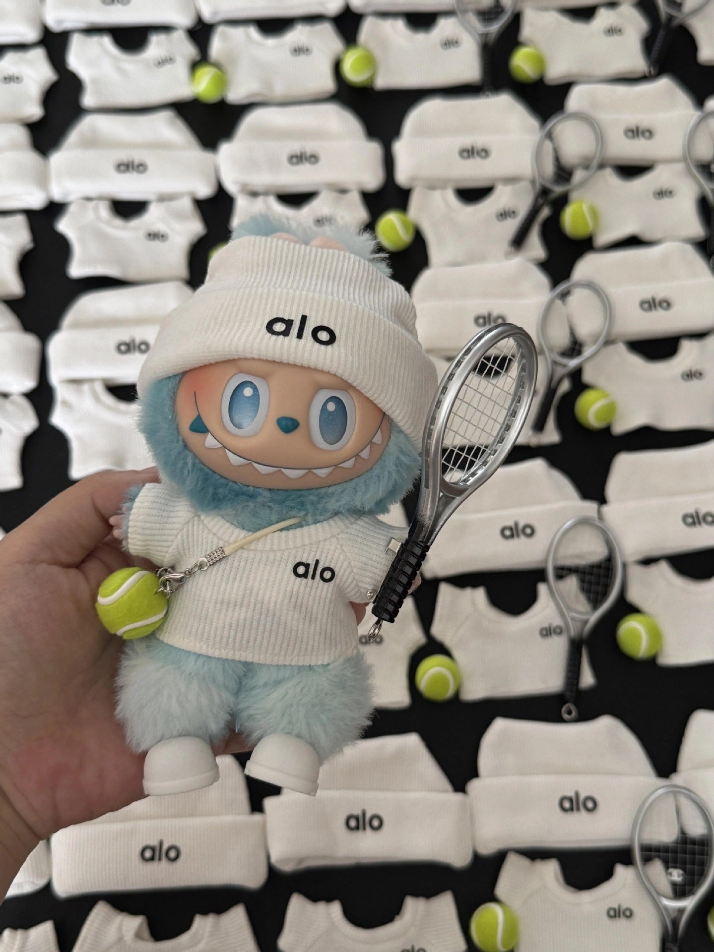 (only-clothes) In Stock Alo Knitted Labubu Tennis Baby Clothes Sports Set First Second Third Generation Sitting Party Labubu Clothes