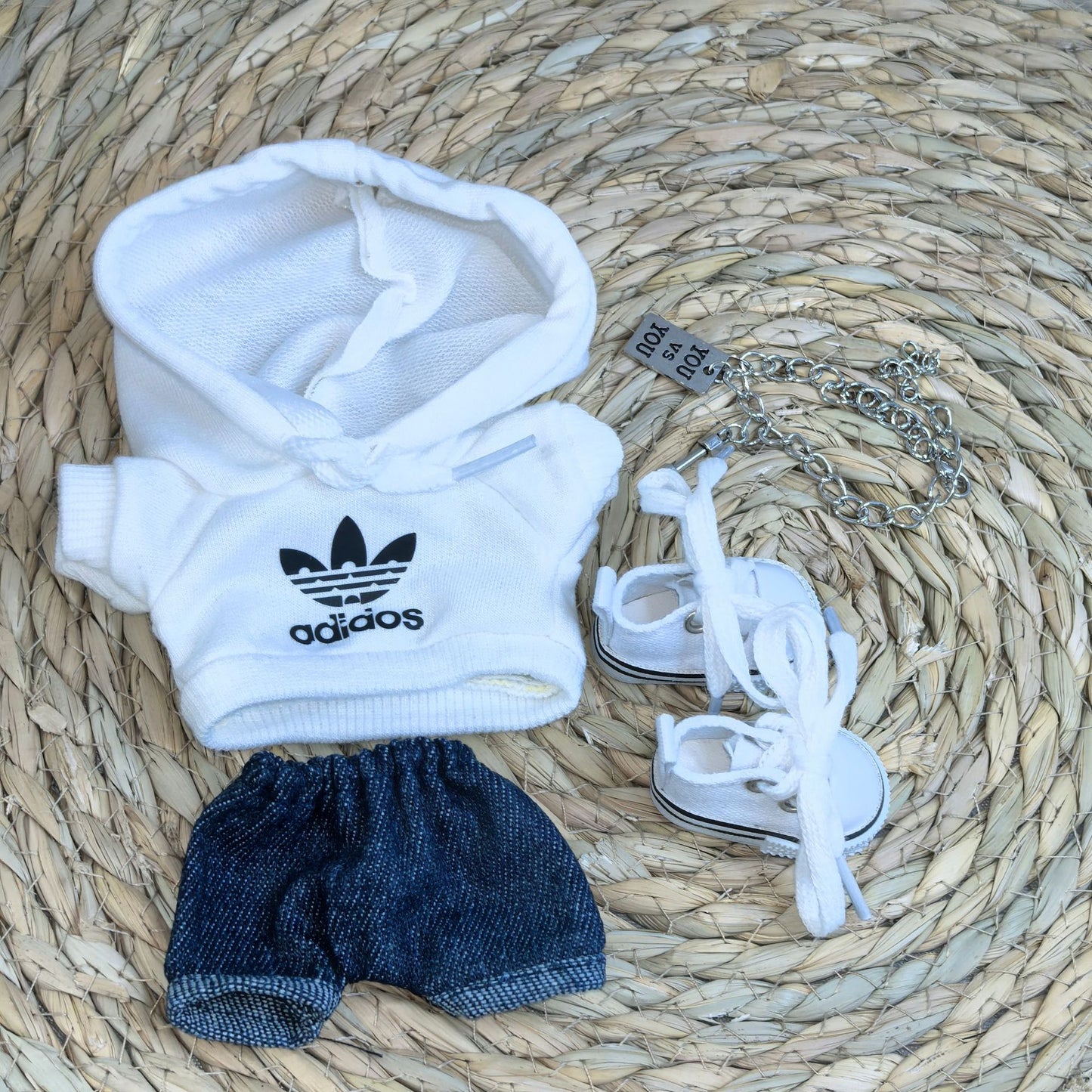 (only-clothes) Only Clothes] Second Generation Pendant Labubu Sitting Party Series Doll Clothes Hooded Sweatshirt LABUBU Clothes