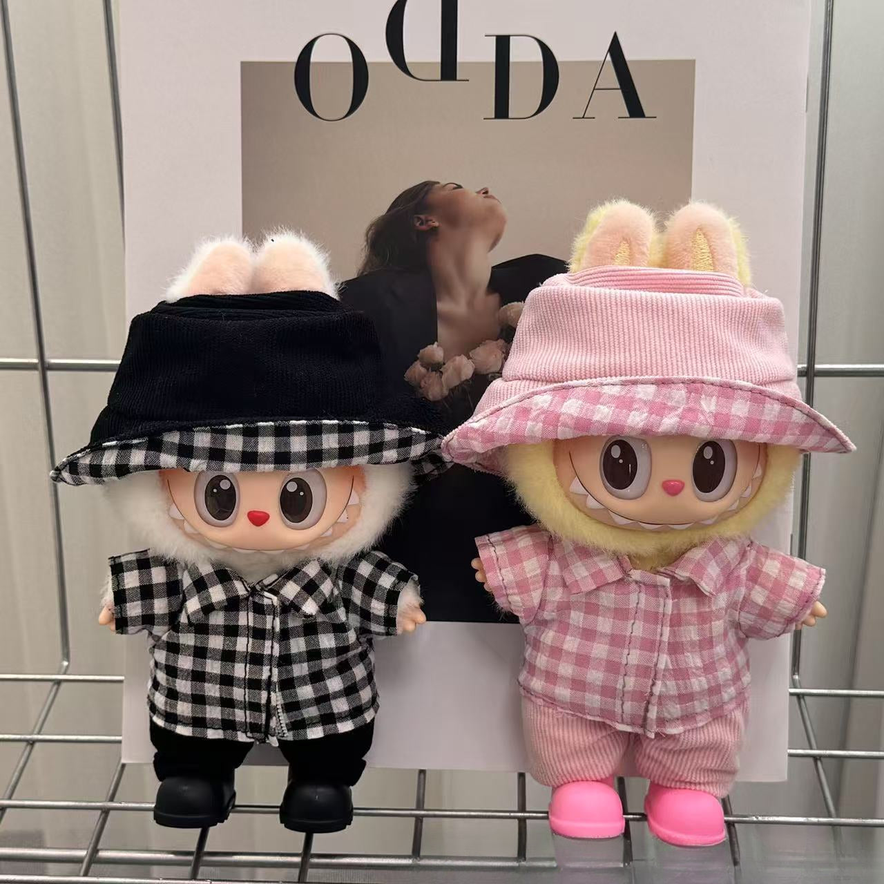 (only-clothes) Only Clothes 17cm Labubu Doll Clothes Second and Third Generation Vinyl Doll Clothes Plaid Shirt Set Hat Shoes