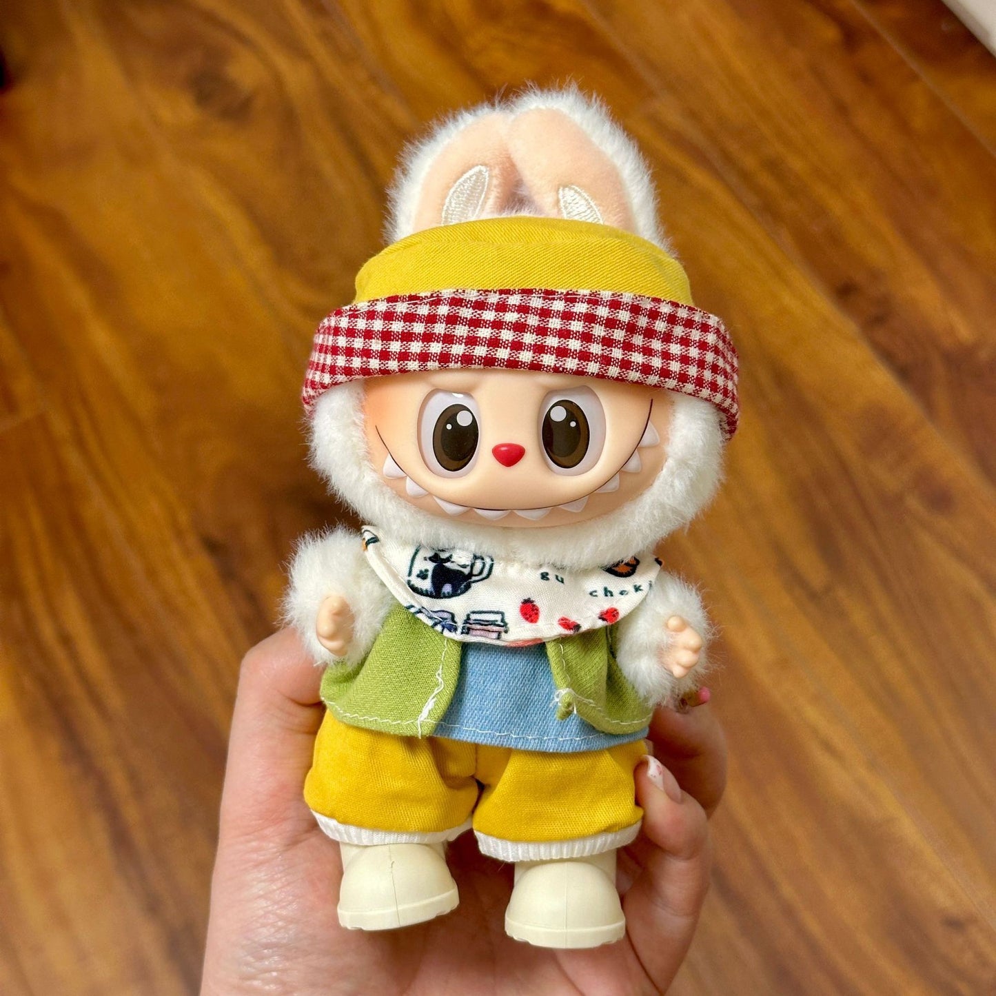 (only-clothes) Only Selling Clothes] First and Second Generation Keychain Labubu Clothes Pendant Labubu Doll Clothes Sunshine Little Craftsman Strap