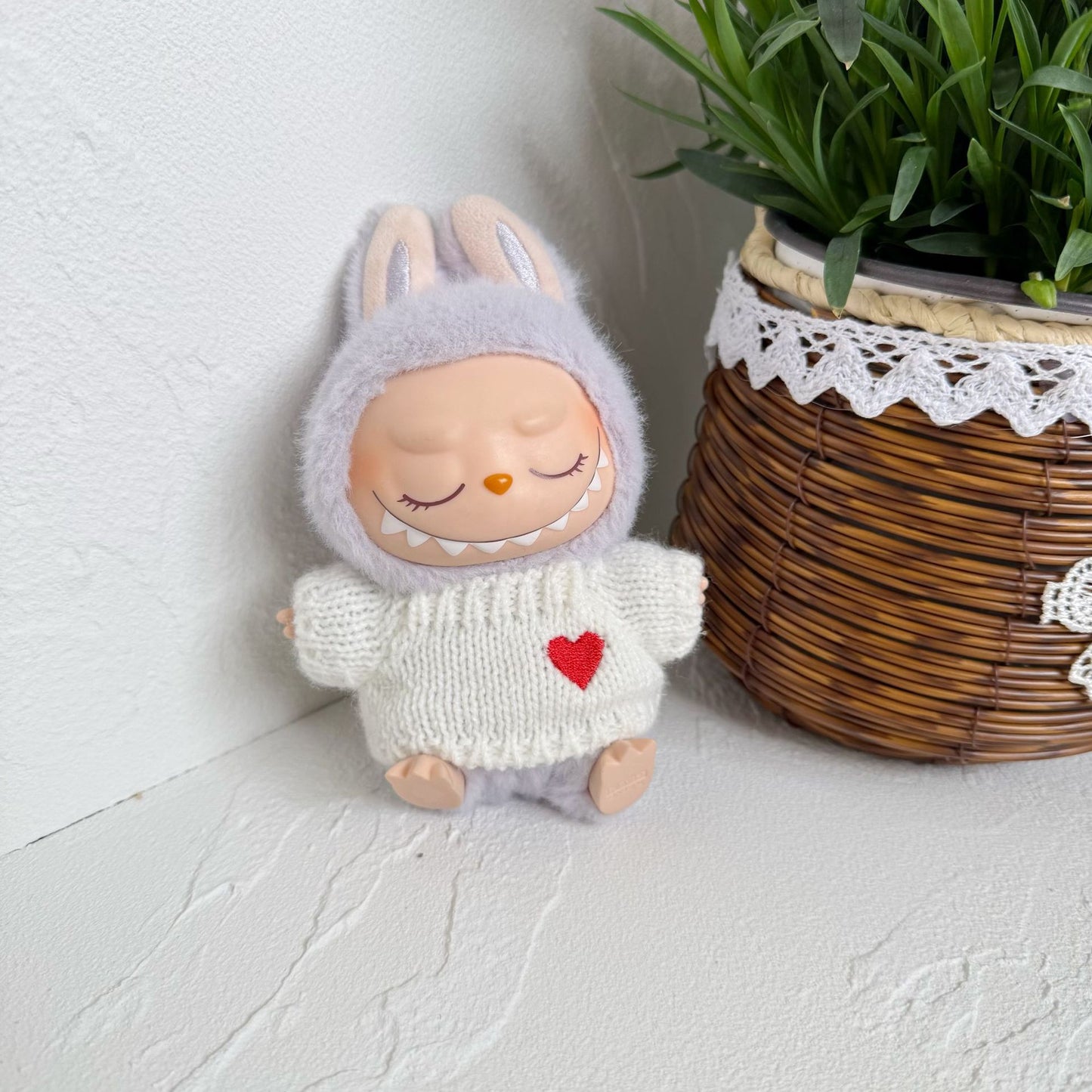 (only-clothes) Only Clothes] First and Second Generation Labubu Plush Doll Clothes Accessories LALBUBU Bear Logo Hat Heart Sweater Set