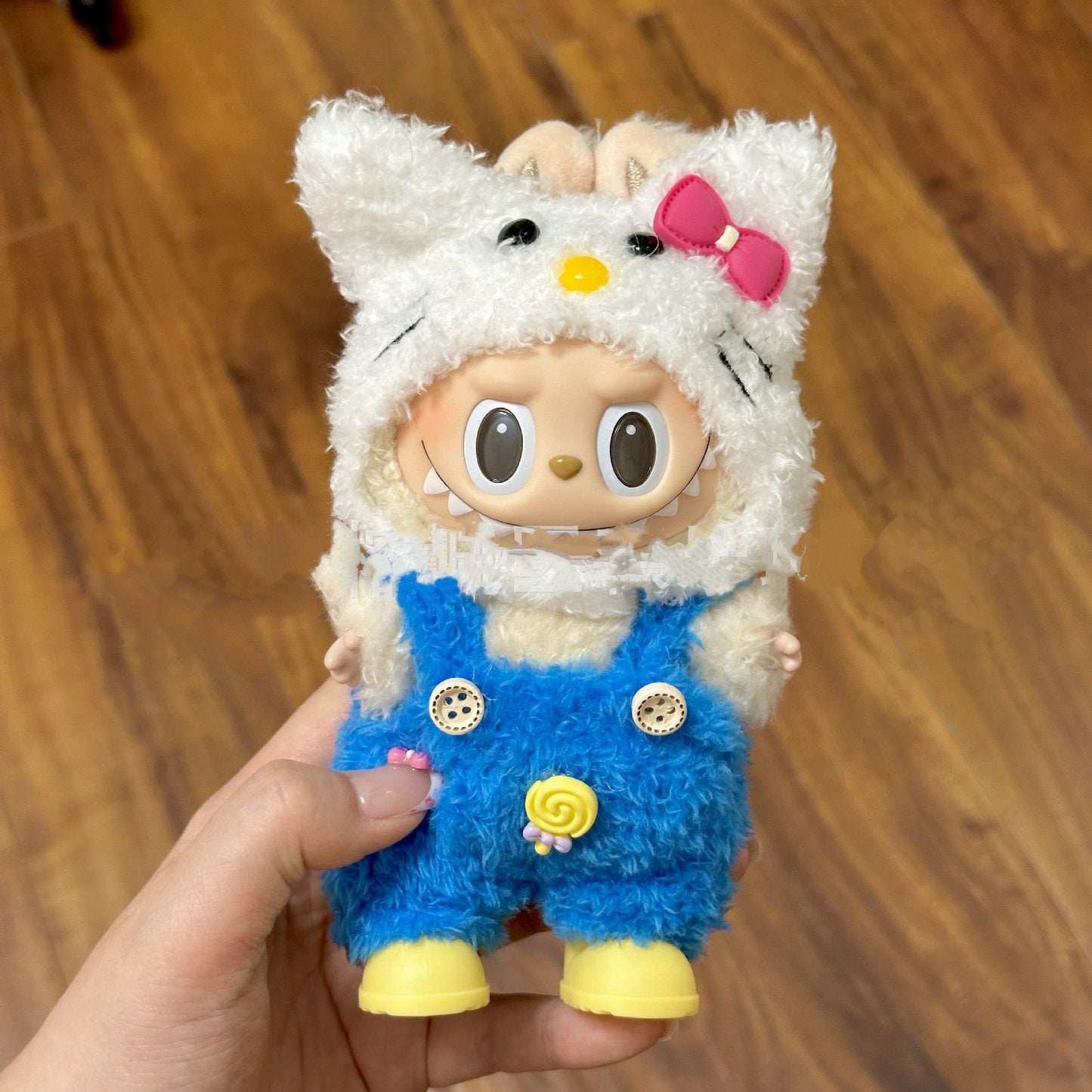 (only-clothes) Only Selling Clothes] First and Second Generation Keychain Labubu Clothes Pendant Labubu Doll Clothes Sunshine Little Craftsman Strap