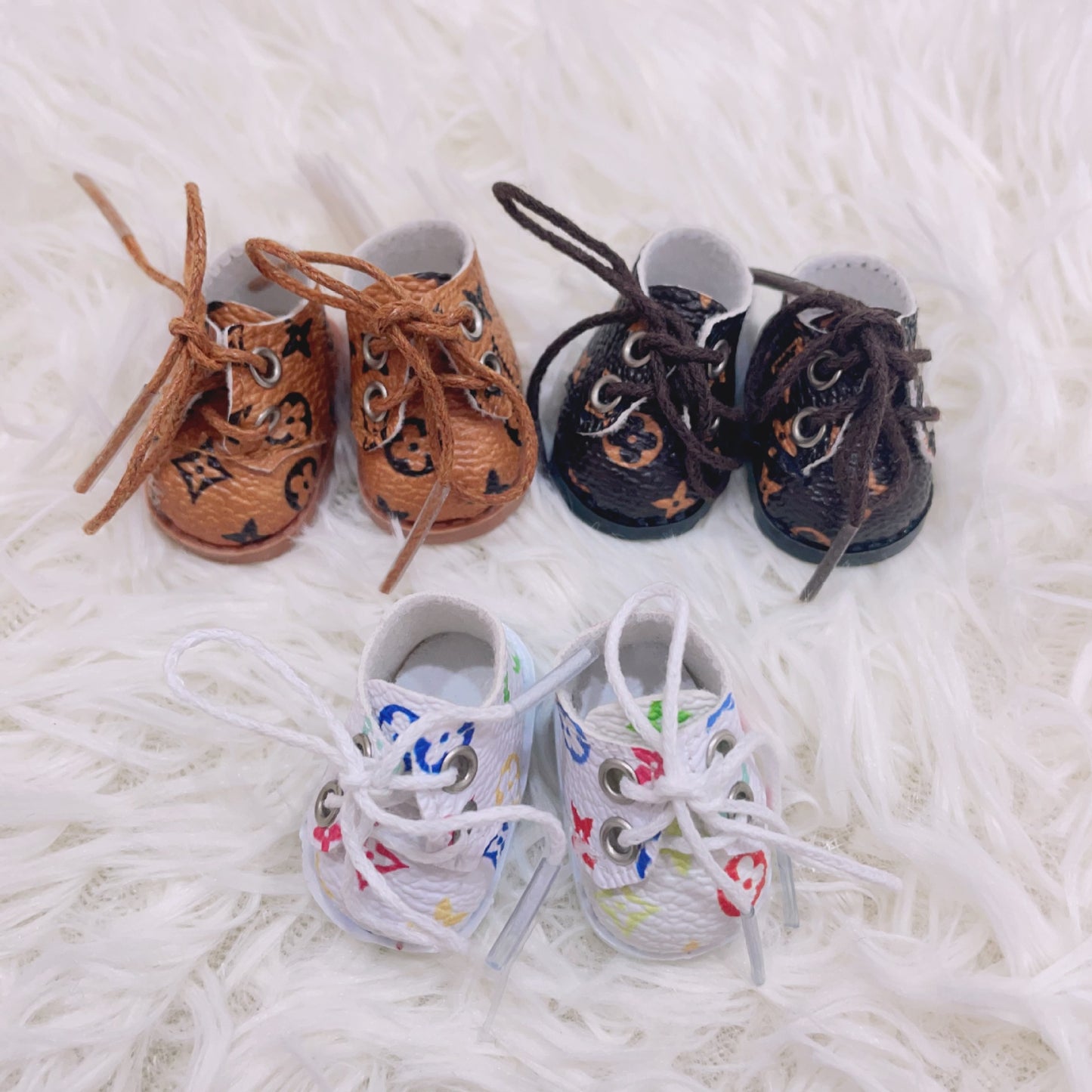 (only-clothes) First and Second Generation Labubu Shoes 17cm Labubu 10cm Doll Big Brand Trendy Small Shoes Small Leather Shoes Wholesale