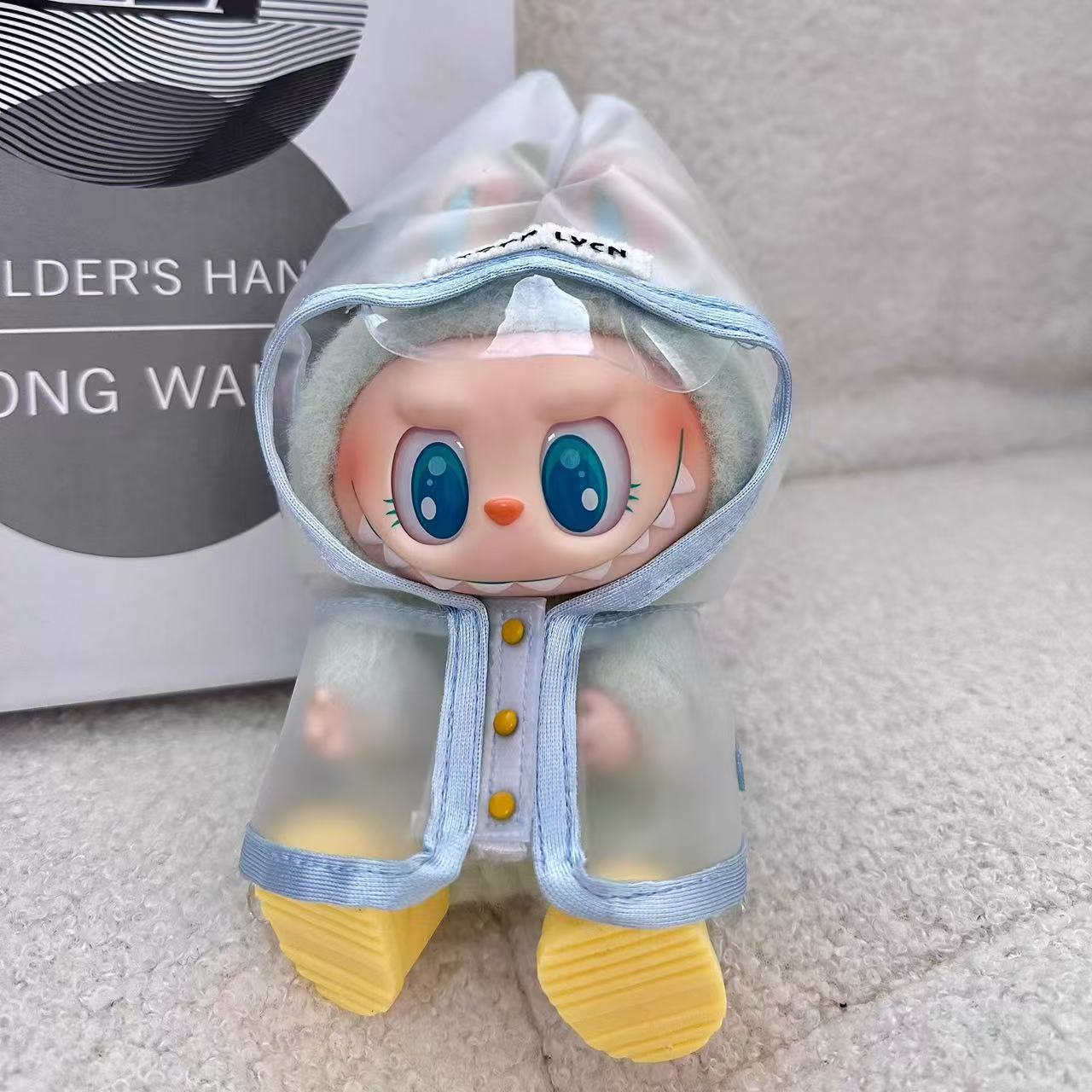 (only-clothes) Labubu Baby Clothes Accessories Labubu Clothing Replacement Sitting Party Cute Cool Handsome Raincoat Set