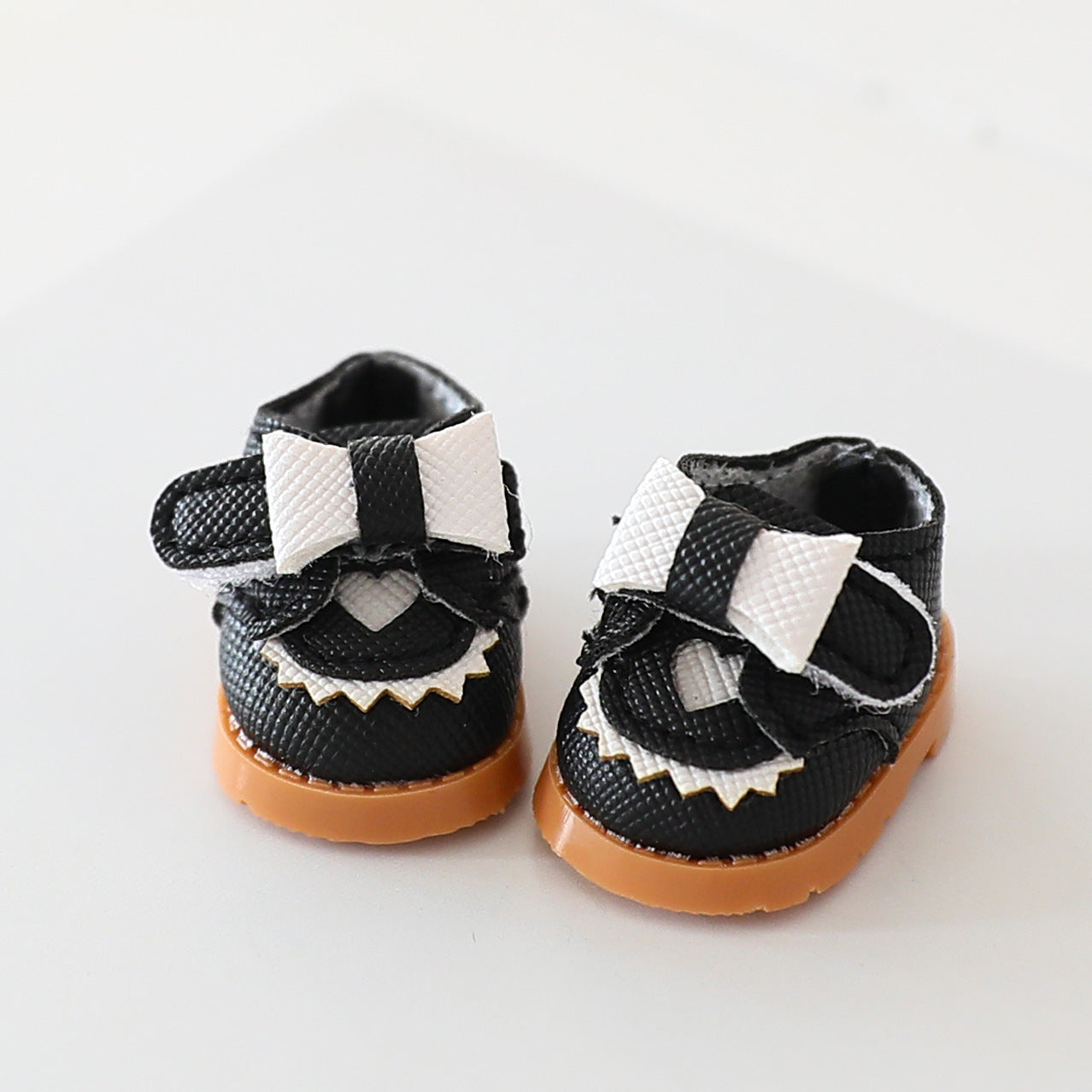 (only-clothes) Suitable for Labubu Doll Shoes Collection First Second Third Generation Keychain Blind Box Labubu Shoes Dress-Up Toy Shoes Only