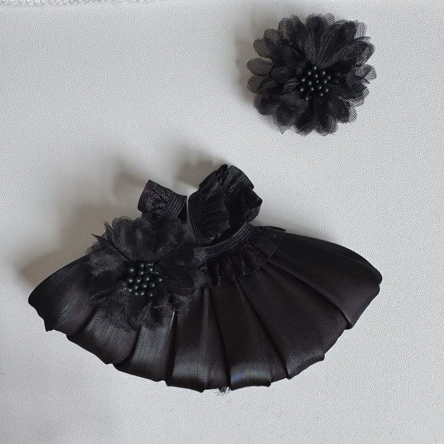 (only-clothes) Only Selling Baby Clothes 17cm Baby Clothes Labubu Sitting Party Pendant Doll Dress-Up Clothes Cute Flower Bud Gauze Dress