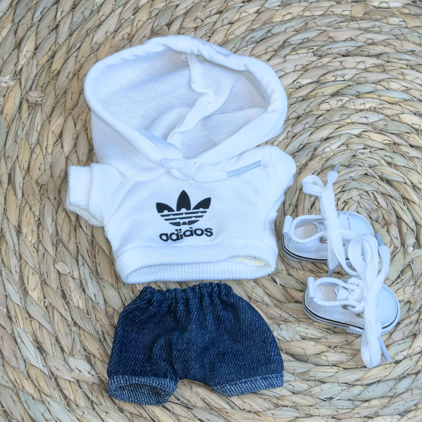 (only-clothes) Only Clothes] Second Generation Pendant Labubu Sitting Party Series Doll Clothes Hooded Sweatshirt LABUBU Clothes