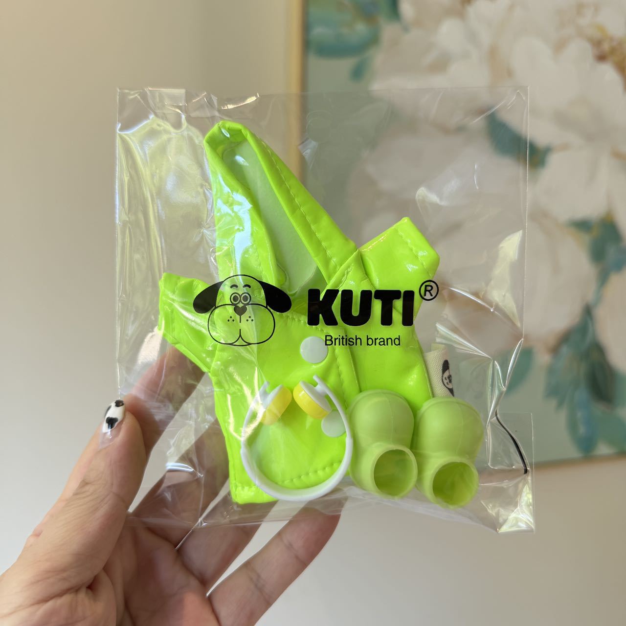 (only-clothes) Cartoon Labubu Doll Clothes Accessories Key Raincoat Exclusive Matching Doll Clothes Creative