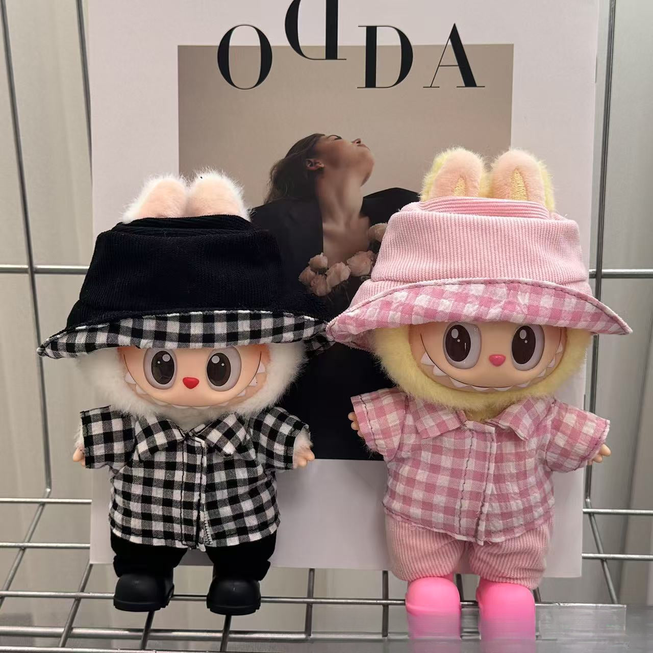 (only-clothes) Only Clothes 17cm Labubu Doll Clothes Second and Third Generation Vinyl Doll Clothes Plaid Shirt Set Hat Shoes