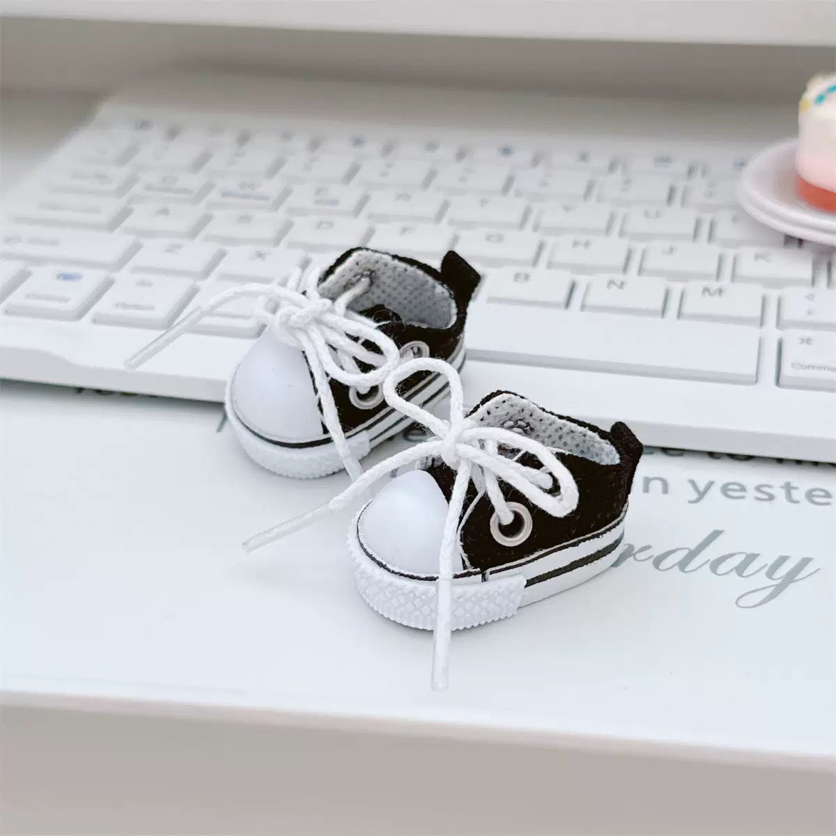 (only-clothes) In Stock Alo Knitted Labubu Tennis Baby Clothes Sports Set First Second Third Generation Sitting Party Labubu Clothes