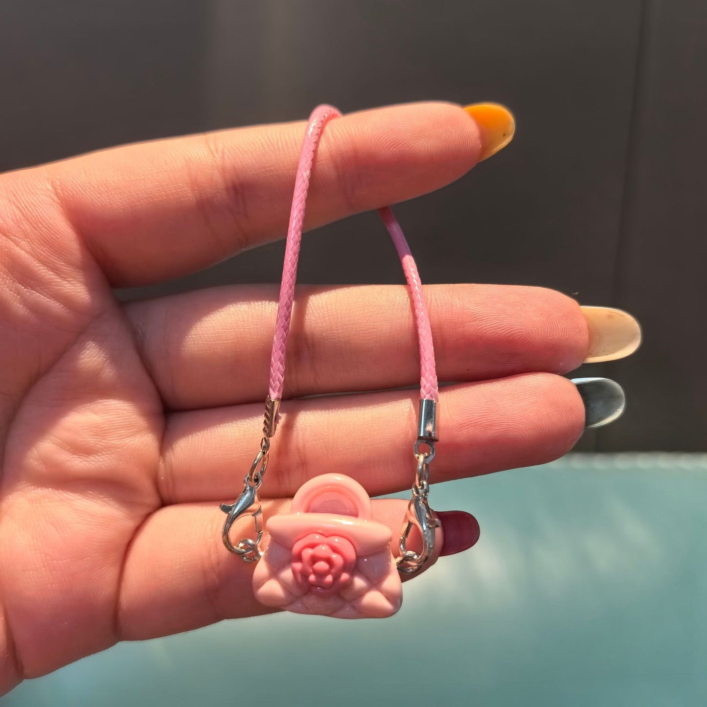 (only-clothes) Dollhouse Mini Cartoon Model Small Camera Bowknot Neck Hanging Accessory Doll Hanging Decoration Accessory