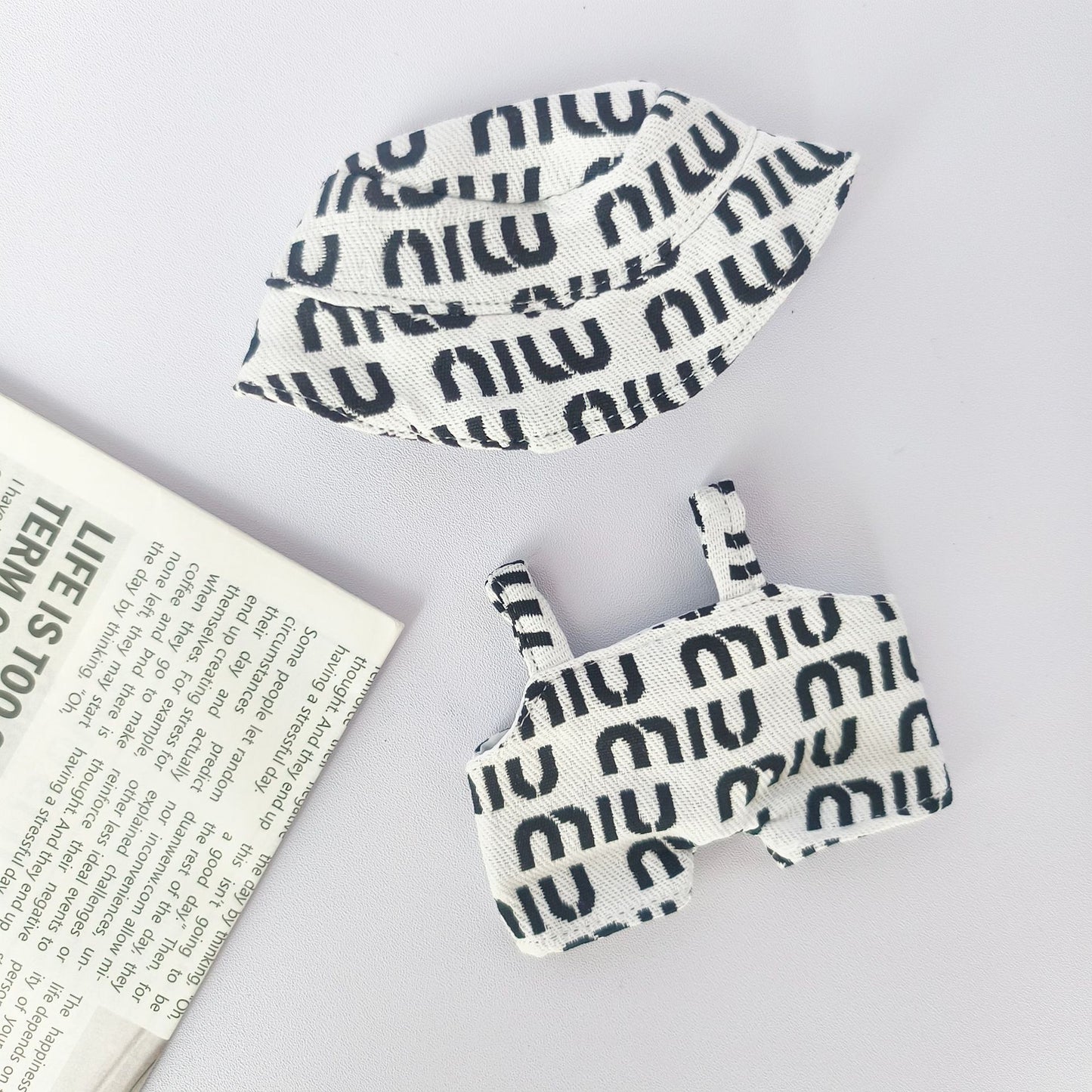 (Only-Clothes) Clothes Only] Pendant Automobiles Curtain Cloth Clothes Fashion Miu Letter Set First, Second and Third Generation Labubu for Trendy Cute