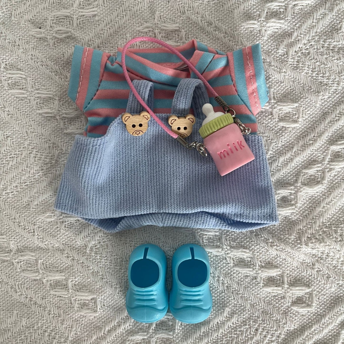 (only-clothes) New Trend Blind Box Labubu Doll Clothes 17cm First Generation Second Generation Third Generation Plush Doll Clothes Set Excludes Doll