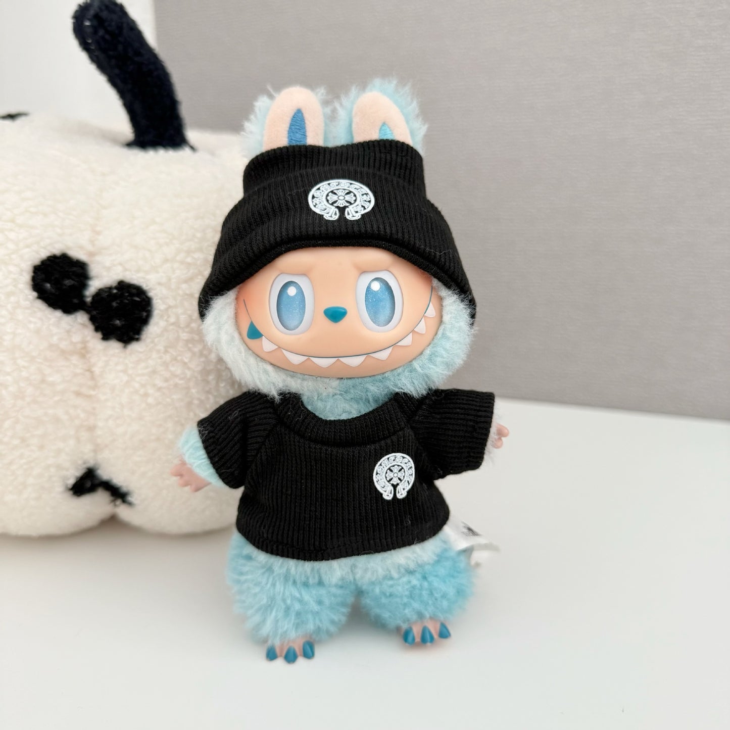 (only-clothes) New Labubu Plush Doll Trendy Brand Crow Heart Set Baby Clothes Replacement Ribbed Shirt Hot-Selling Big Brand Set Cute Baby Clothes