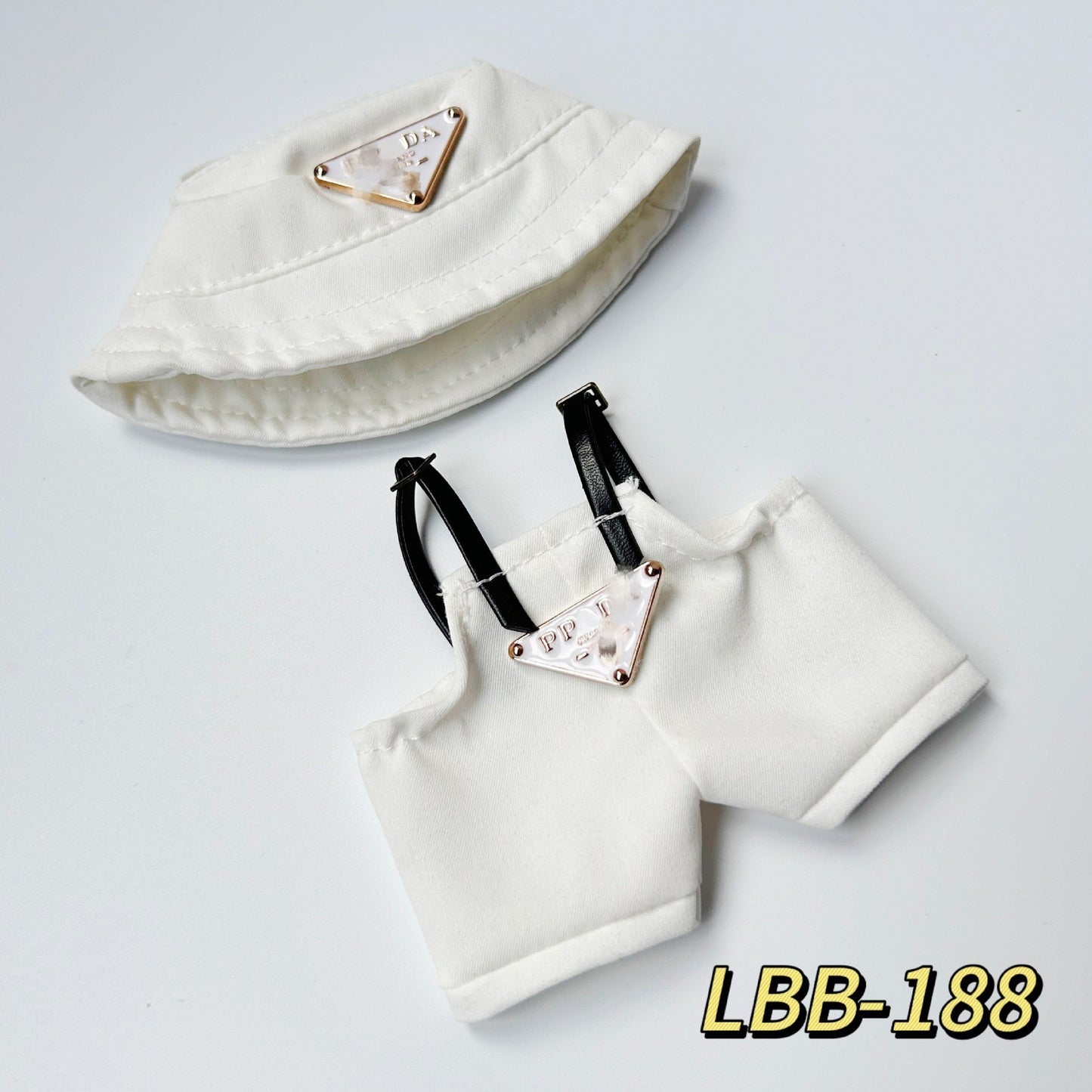 (only-clothes) Only Selling Clothes First Second Third Generation Labubu Clothes Pendant Labubu Doll Clothes Happy Doll Trendy Large Version Set