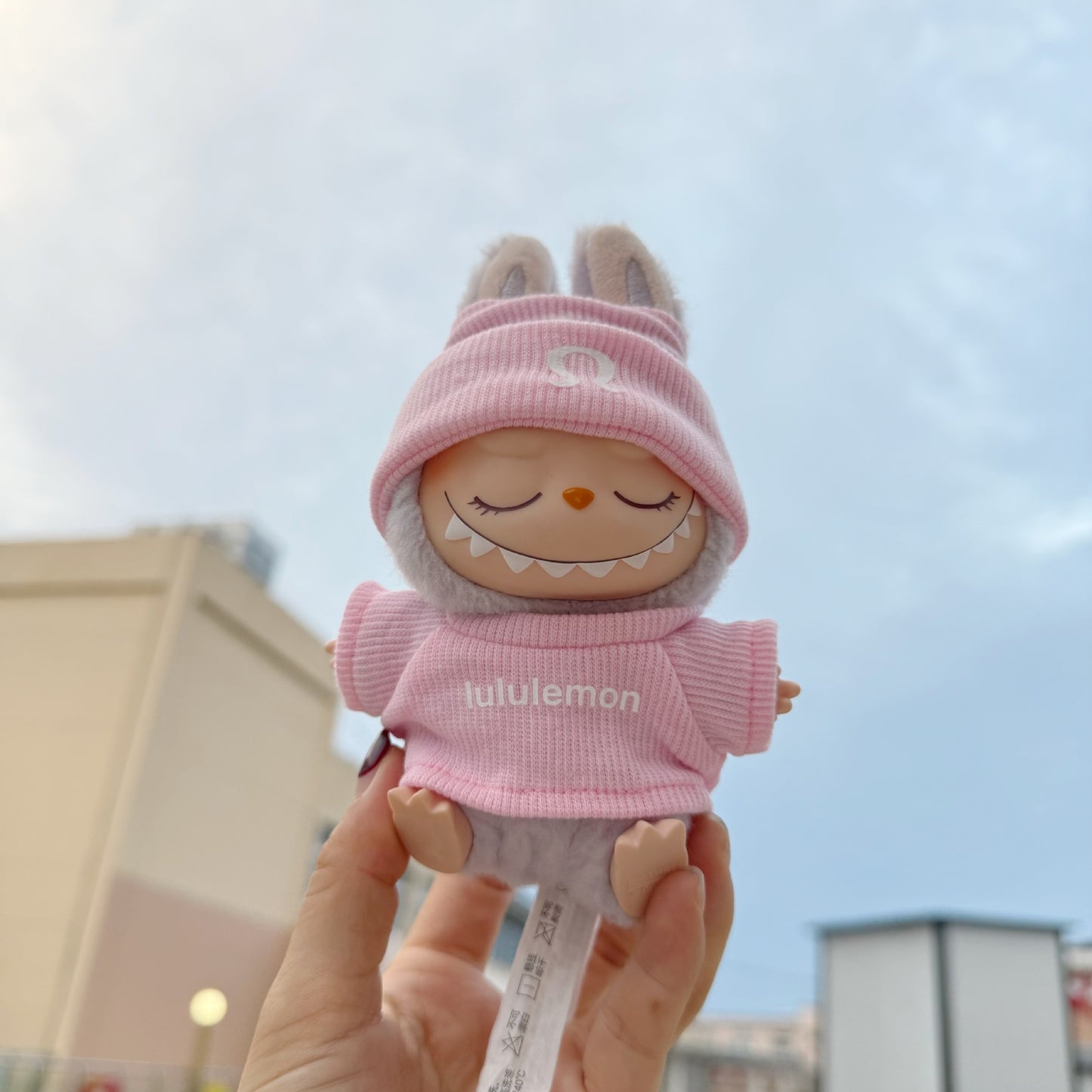 (only-clothes) Only Clothes] First Second Third Generation Blind Box Labubu Clothes LABUBU Replacement Trendy Casual Set Elastic Hat New