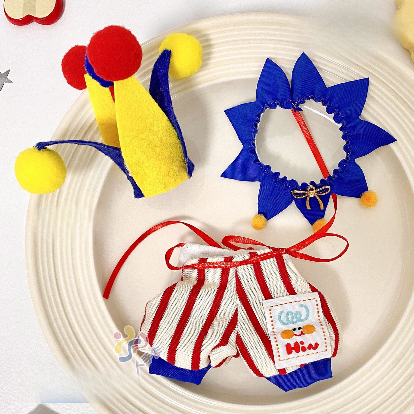(Only-Clothes) Labubu Doll Clothes Automobiles Curtain Cloth Clothes Three Generations Wear Circus Clown Fashion Big Brand Cute Cartoon National Style