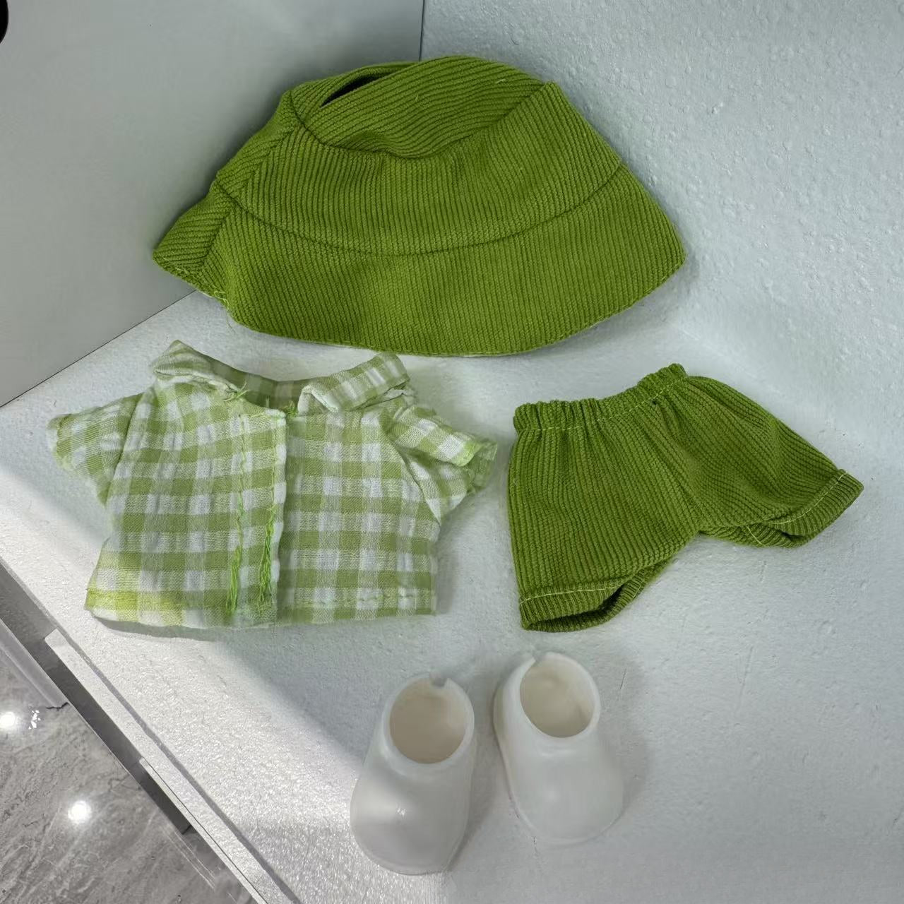 (only-clothes) Only Clothes 17cm Labubu Doll Clothes Second and Third Generation Vinyl Doll Clothes Plaid Shirt Set Hat Shoes