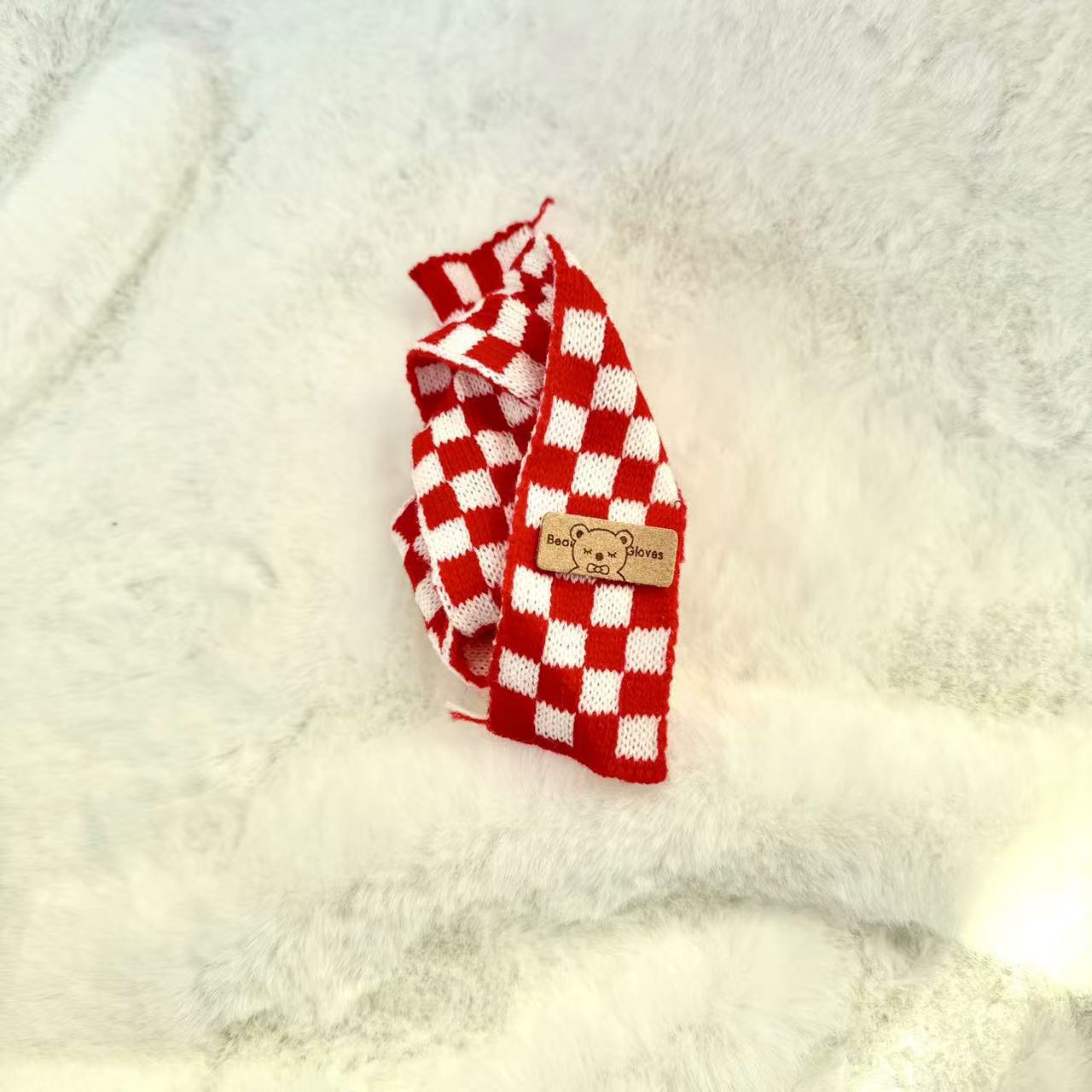 (only-clothes) First and Second Generation Keychain Labubu Clothing Pendant Labubu Hat Sitting Party Sweater Warm Winter Set Scarf
