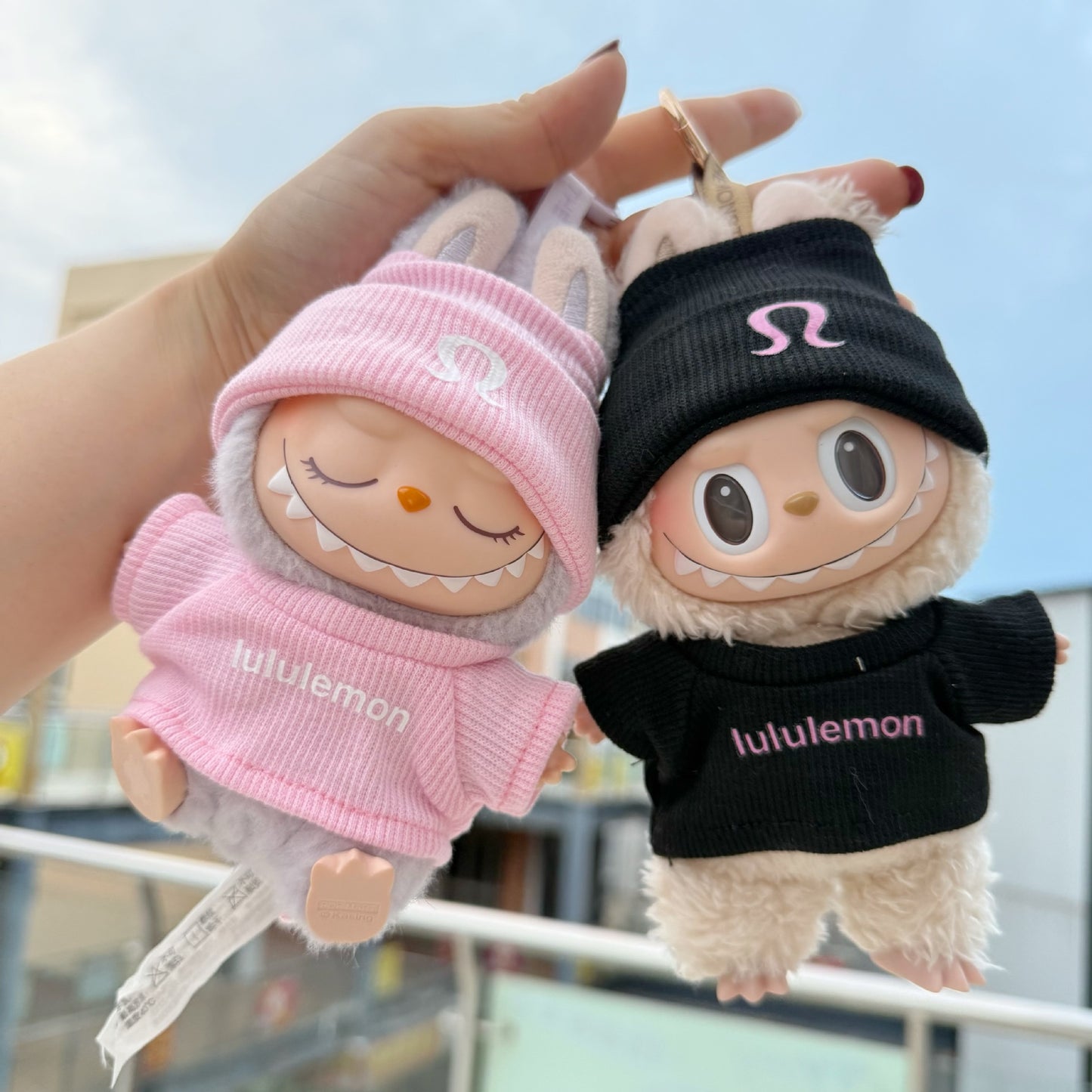 (only-clothes) Only Clothes] First Second Third Generation Blind Box Labubu Clothes LABUBU Replacement Trendy Casual Set Elastic Hat New