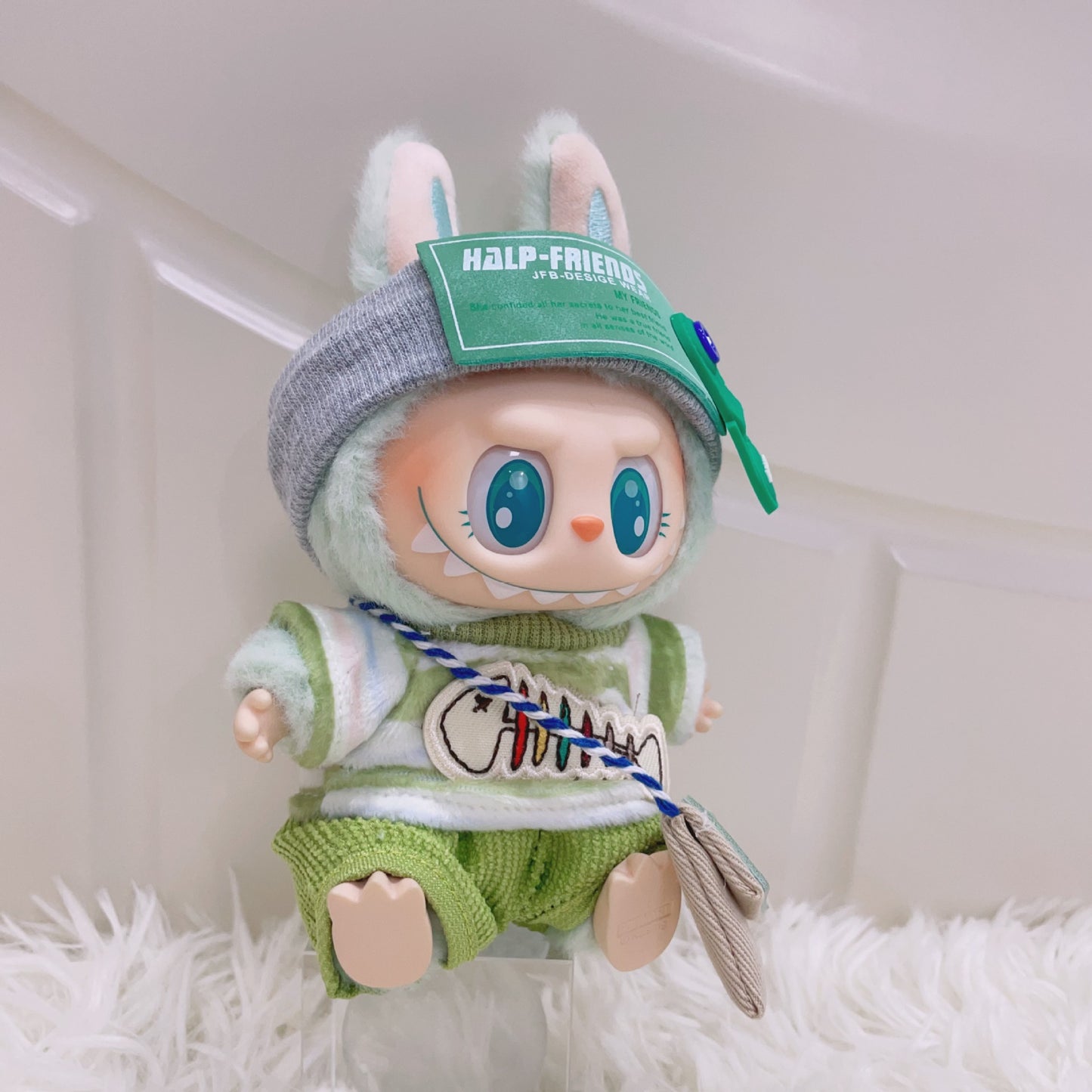 (only-clothes) Only Clothes] First and Second Generation Keychain Labubu Clothes Pendant Labubu Doll Fish Bone Crossbody Bag Set Cute
