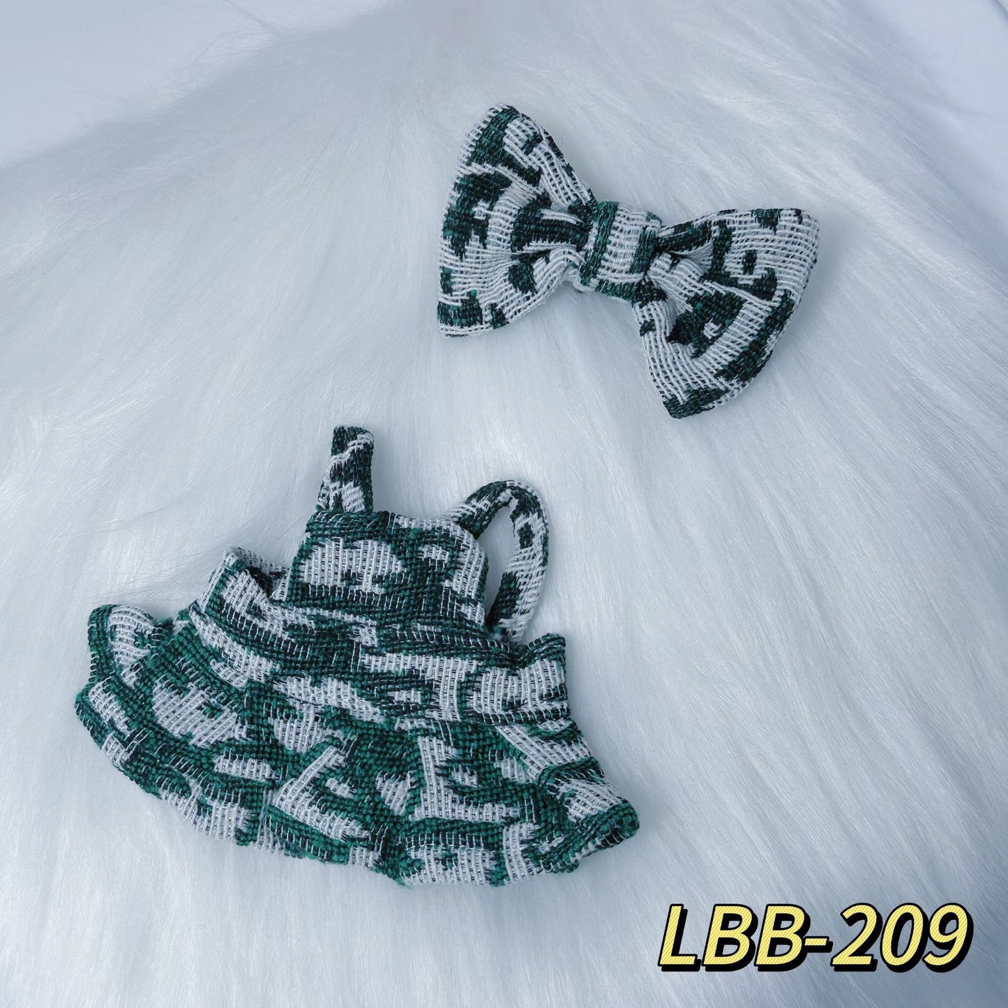 (only-clothes) Only Selling Clothes First Second Third Generation Labubu Clothes Pendant Labubu Doll Clothes Happy Doll Trendy Large Version Set
