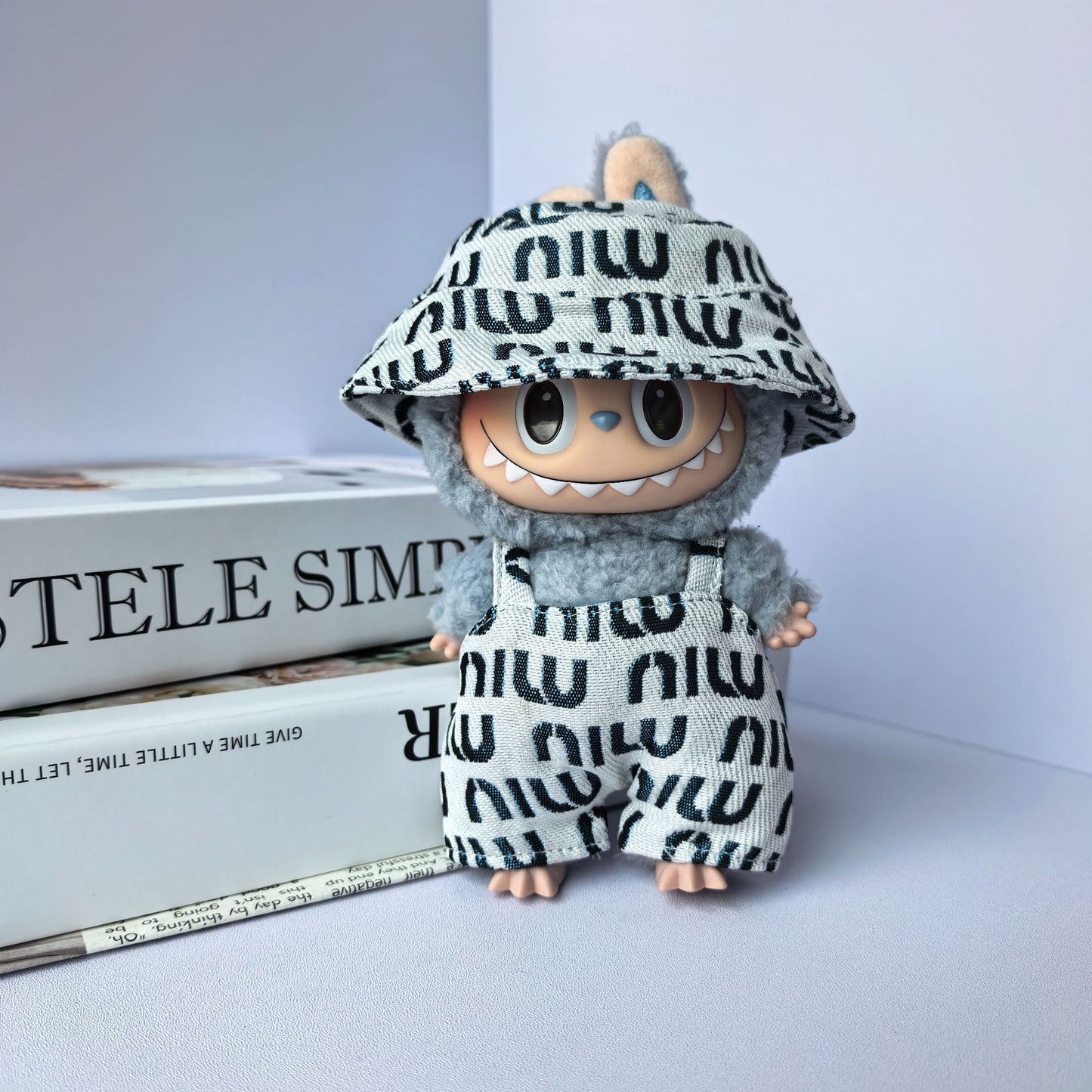 (Only-Clothes) Clothes Only] Pendant Automobiles Curtain Cloth Clothes Fashion Miu Letter Set First, Second and Third Generation Labubu for Trendy Cute