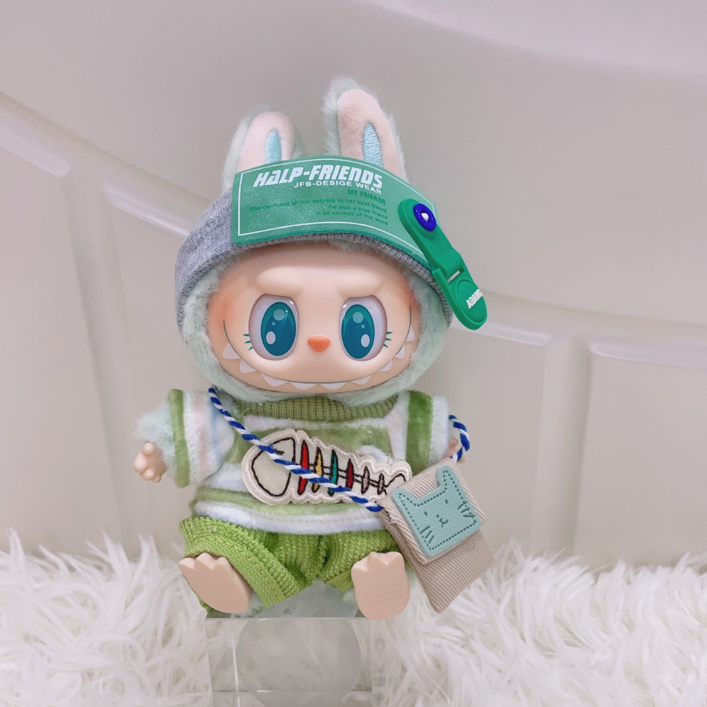 (only-clothes) Only Clothes] First and Second Generation Keychain Labubu Clothes Pendant Labubu Doll Fish Bone Crossbody Bag Set Cute