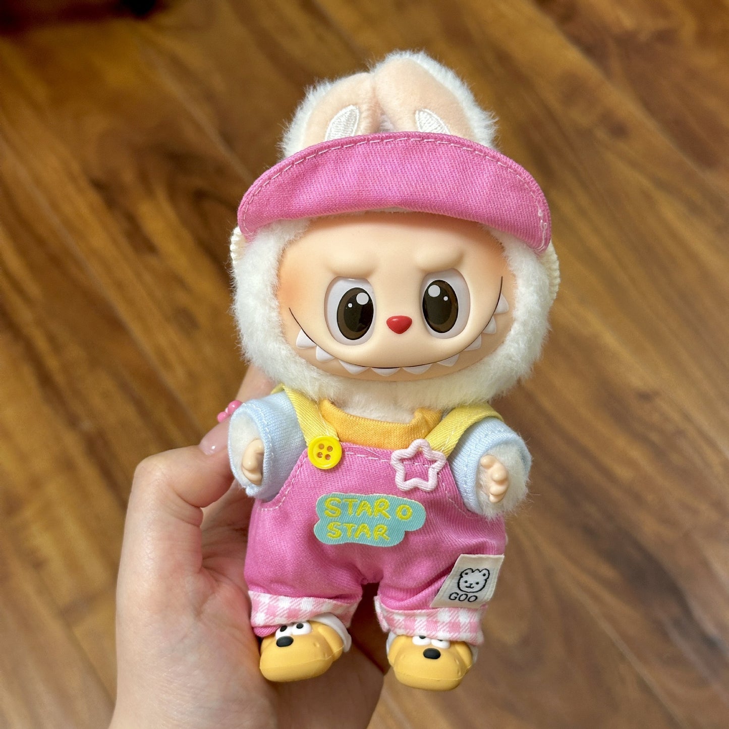 (only-clothes) Only Selling Clothes] First and Second Generation Keychain Labubu Clothes Pendant Labubu Doll Clothes Sunshine Little Craftsman Strap