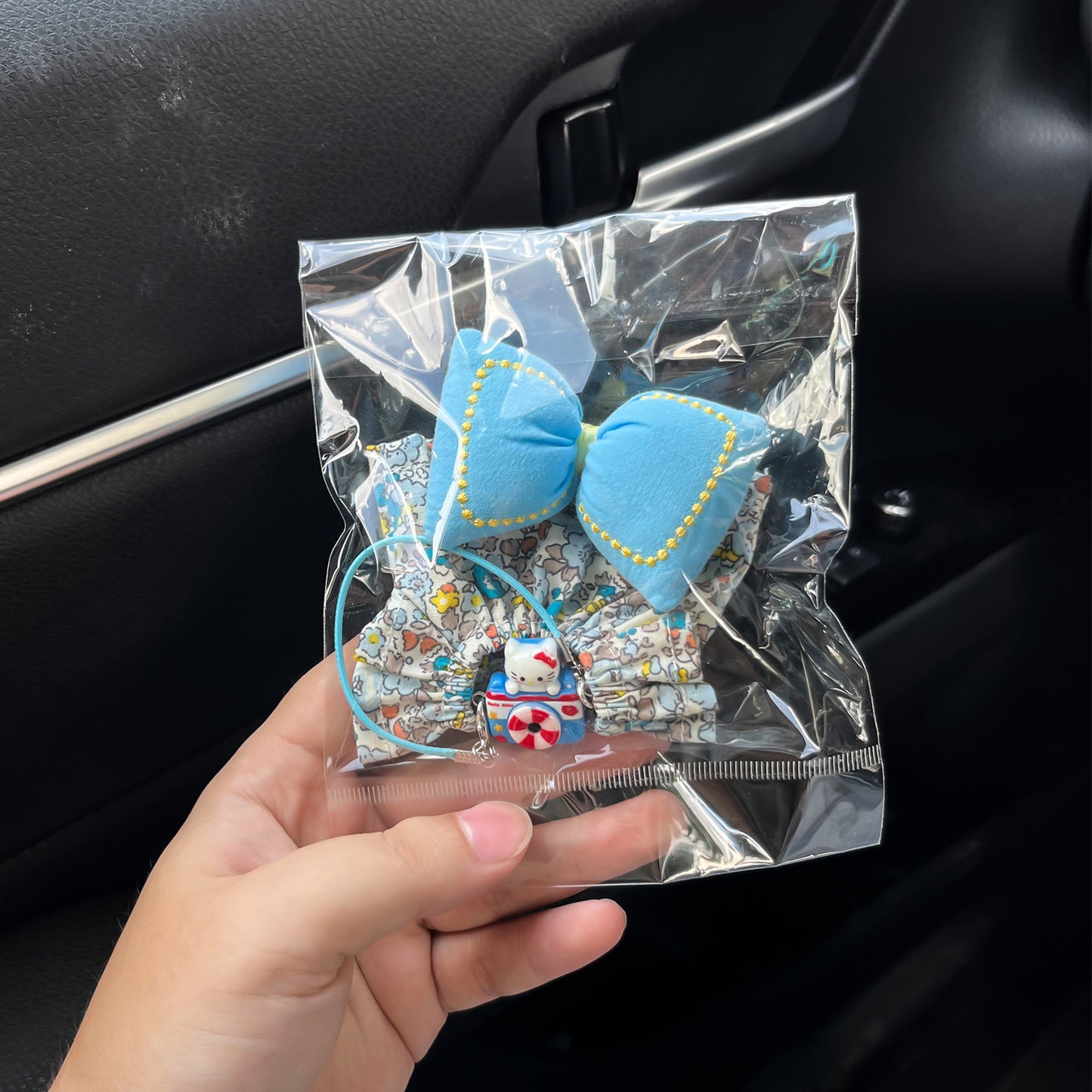 (only-clothes) Only Clothes] 17cm First and Second Generation Labubu Doll Clothes Pendant Labubu Dress Bag Set Bowknot New Style