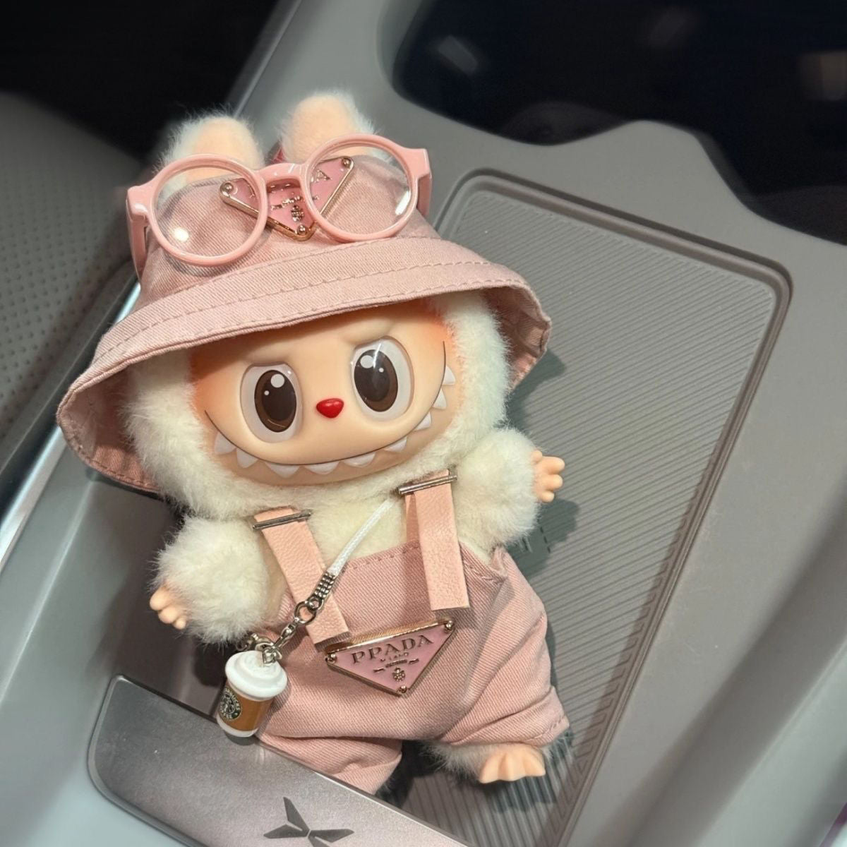 (only-clothes) Original Labubu Sitting Party Vinyl Plush Doll Clothes Pendant Keychain Clothes Dress-Up