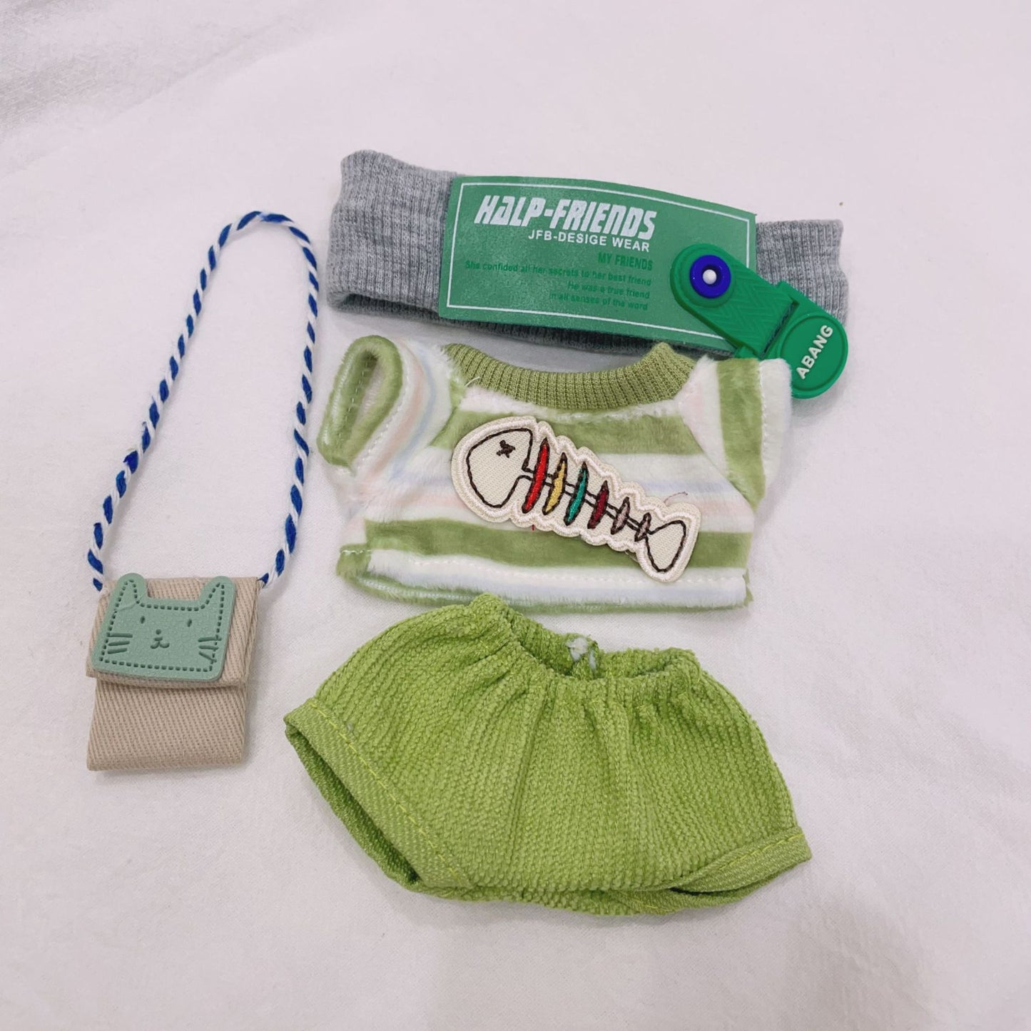 (only-clothes) Only Clothes] First and Second Generation Keychain Labubu Clothes Pendant Labubu Doll Fish Bone Crossbody Bag Set Cute