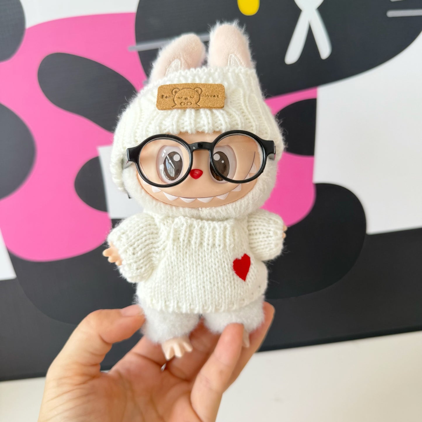 (only-clothes) Only Clothes] First and Second Generation Labubu Plush Doll Clothes Accessories LALBUBU Bear Logo Hat Heart Sweater Set