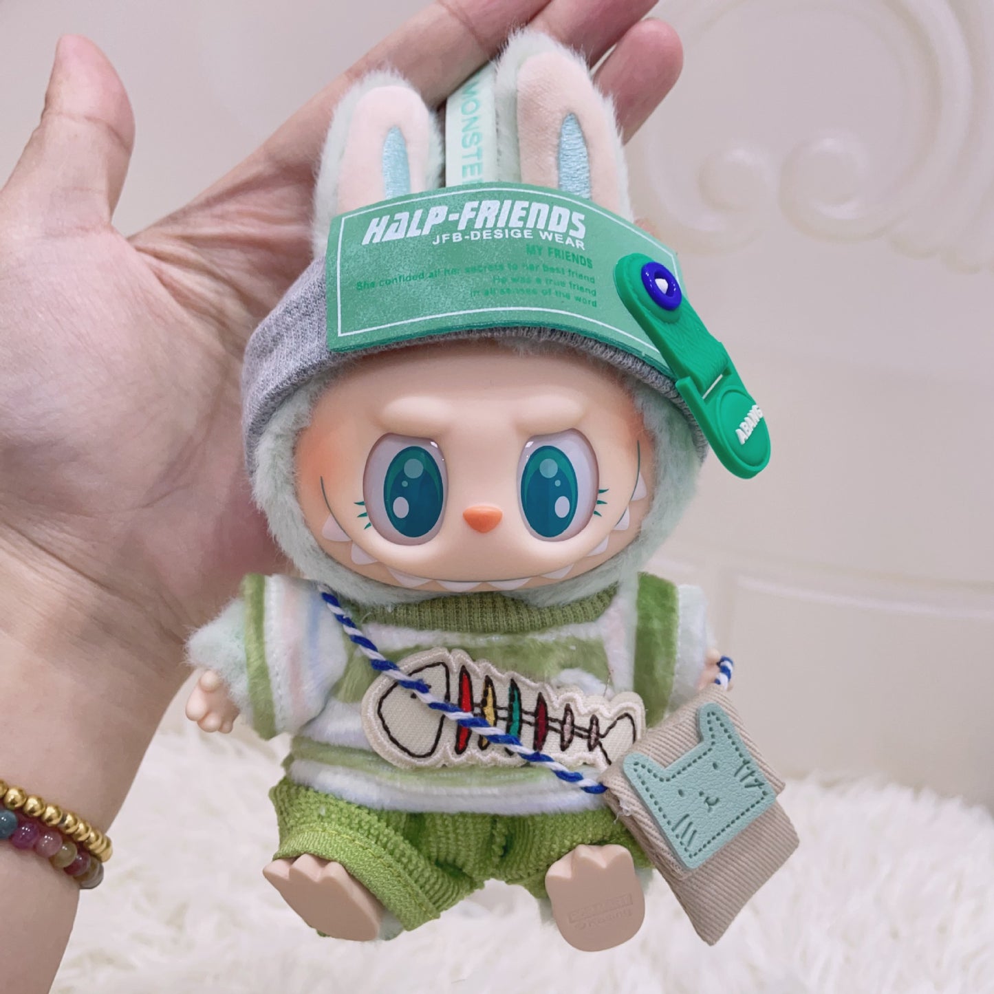 (only-clothes) Only Clothes] First and Second Generation Keychain Labubu Clothes Pendant Labubu Doll Fish Bone Crossbody Bag Set Cute